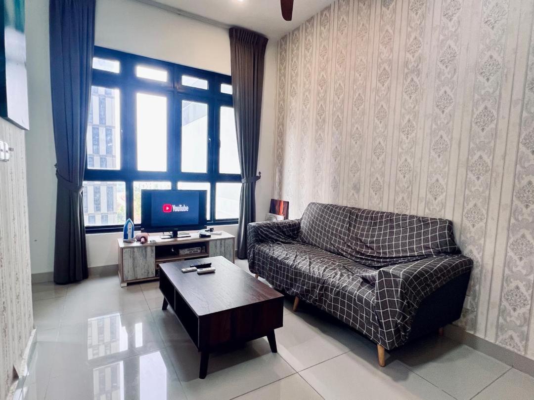 Comfort Stay-4min To Legoland Apartment Nusajaya (Iskandar Puteri)
